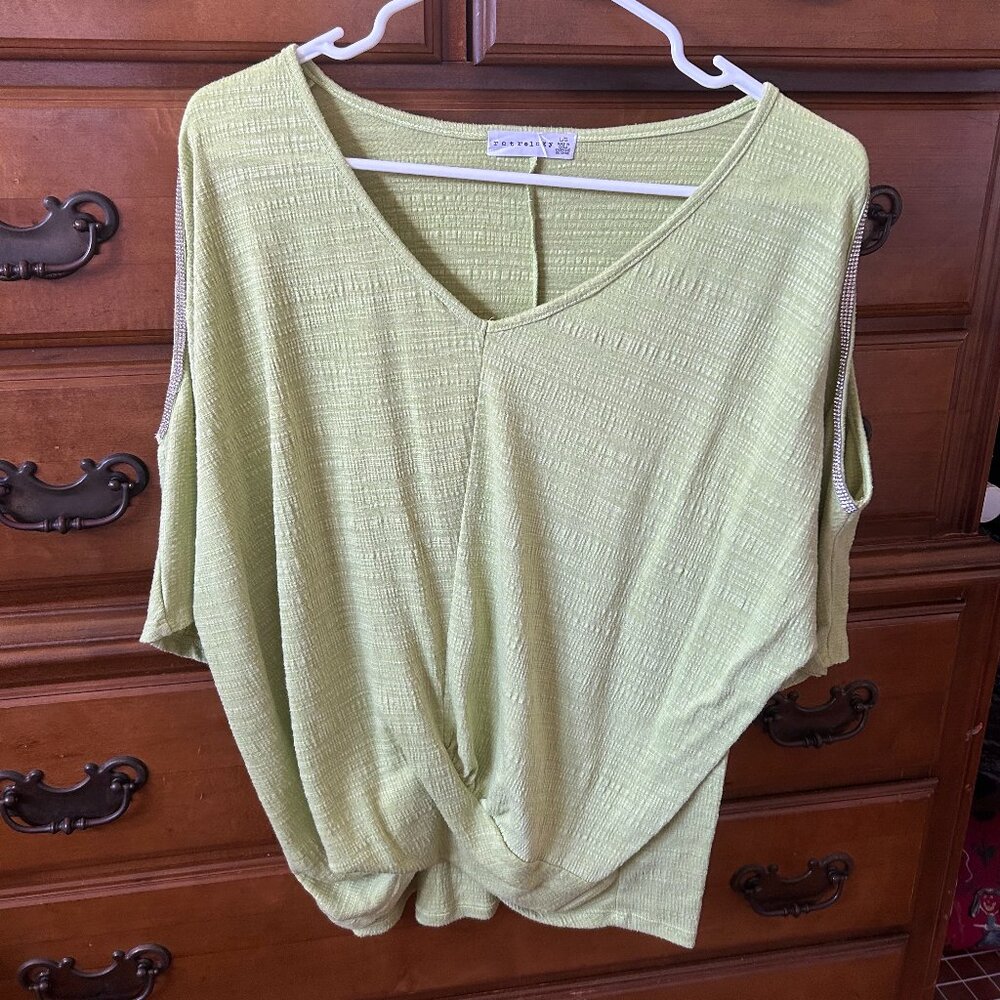 Retrelogy  L/G Blouse color Lime